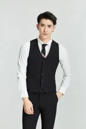 suit 2737910 1280